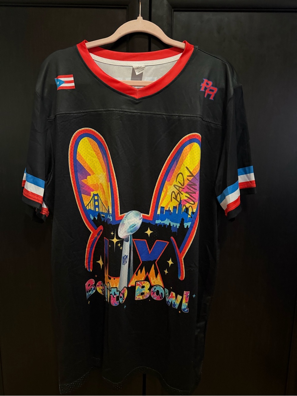 Benito LX Bowl Jersey with breathable mesh fabric